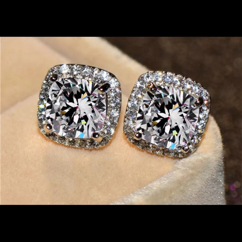 💎 Pave Crystal Studs 💎